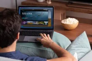 Interface IPTV avec playlist sécurisée en 2025